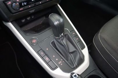 Car image 21