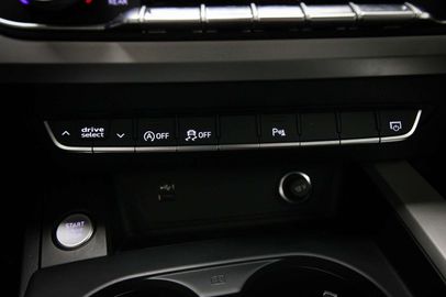 Car image 38