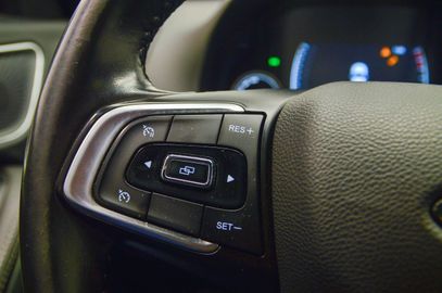 Car image 32