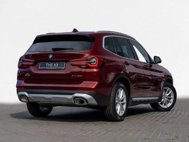 BMW X3 xDrive30i 180 kW image number 2