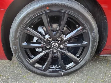 Car image 21