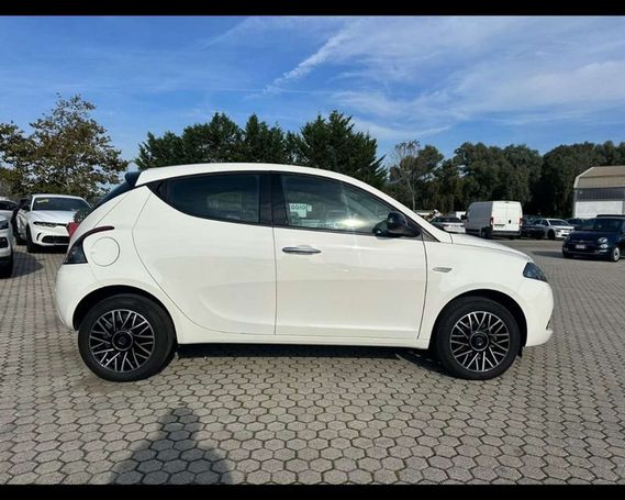 Lancia Ypsilon 51 kW image number 8