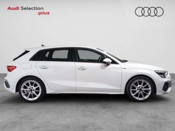 Audi A3 35 TFSI S-line Sportback 110 kW image number 3