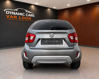 Car image 5