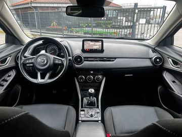 Car image 13