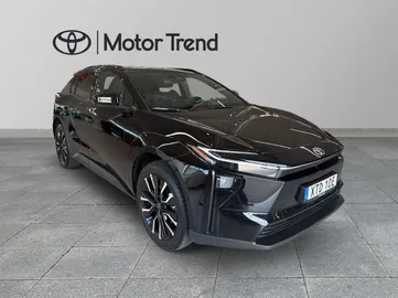 Car image 2