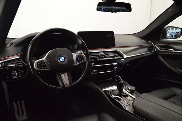 BMW 530i Touring 185 kW image number 6