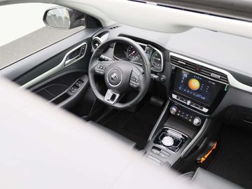 Car image 31