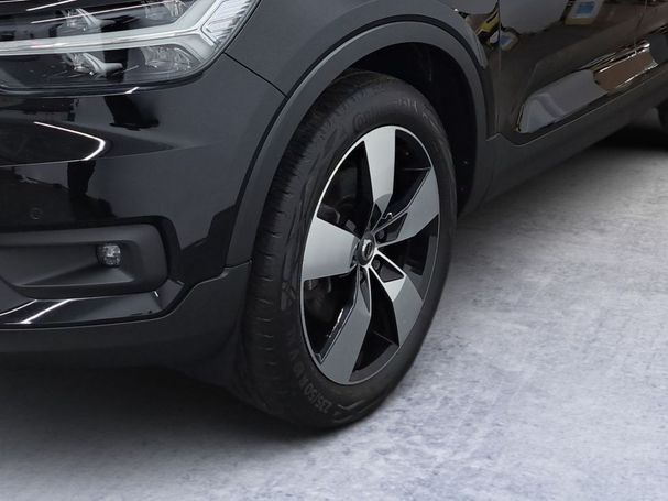 Volvo XC40 T4 Geartronic Momentum 140 kW image number 6