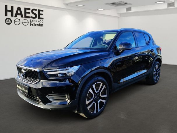 Volvo XC40 T3 Momentum 120 kW image number 1