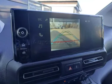 Car image 29