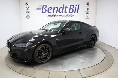 Car image 4