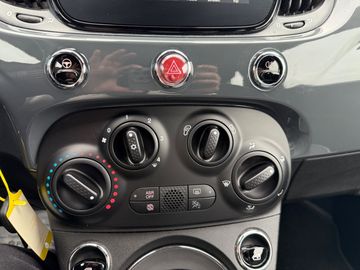 Car image 30