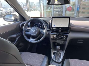 Car image 14