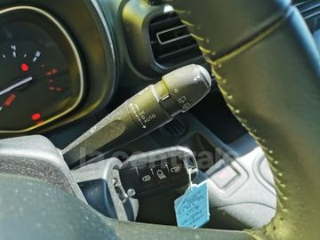 Car image 33