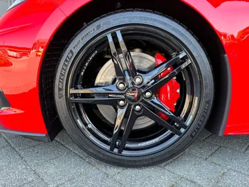 Car image 37