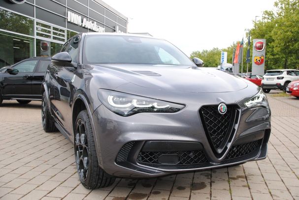 Alfa Romeo Stelvio Quadrifoglio 382 kW image number 9