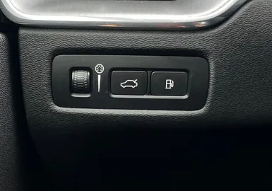 Car image 35
