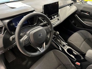 Car image 11