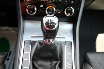 Car image 31