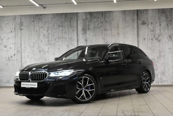 BMW 540i Touring xDrive 245 kW image number 1