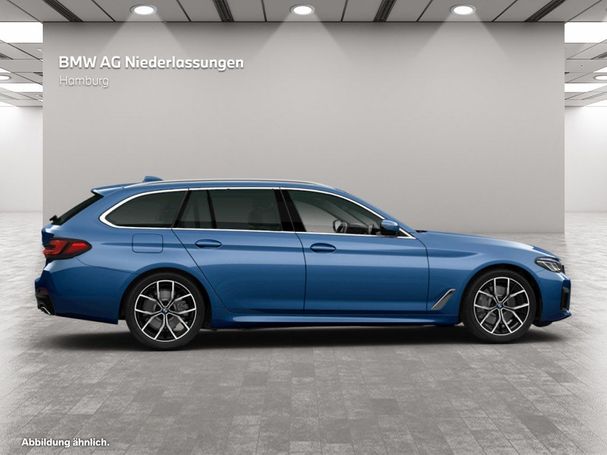 BMW 540i Touring xDrive 245 kW image number 8