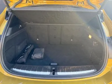 Car image 46