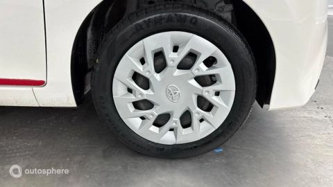 Car image 20