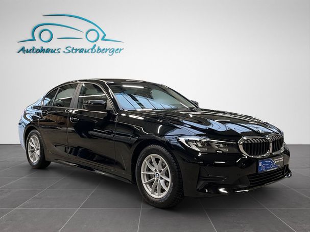 BMW 318i Advantage 115 kW image number 2