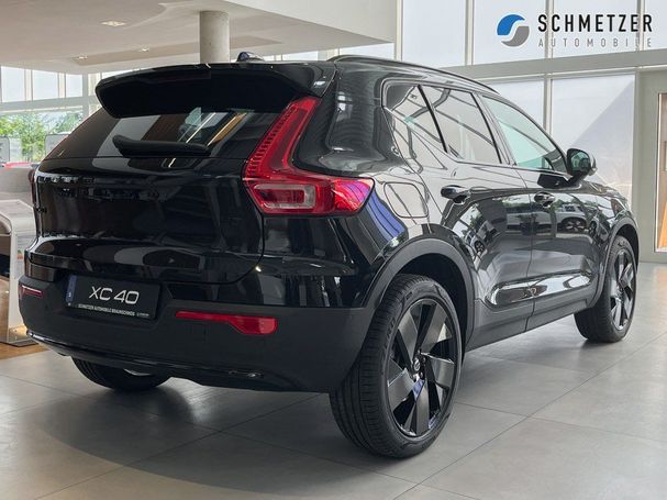 Volvo XC40 Ultra Black Edition 120 kW image number 2