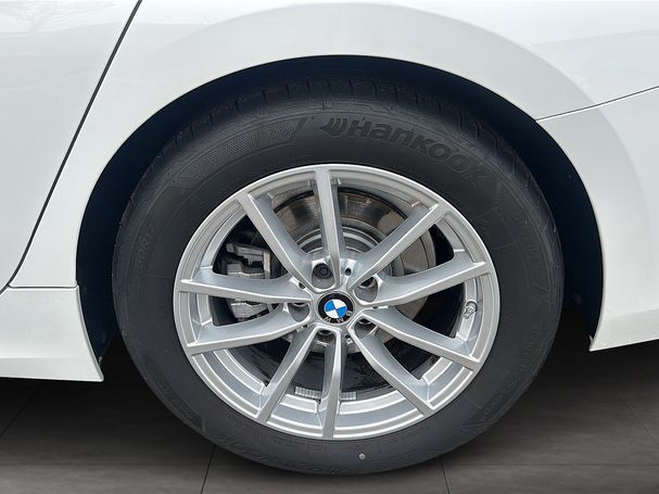 BMW 320i Touring 135 kW image number 8