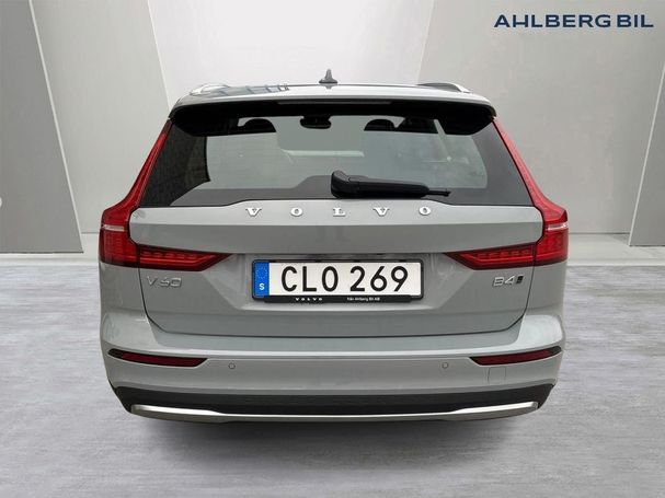 Volvo V60 Cross Country AWD B4 147 kW image number 7