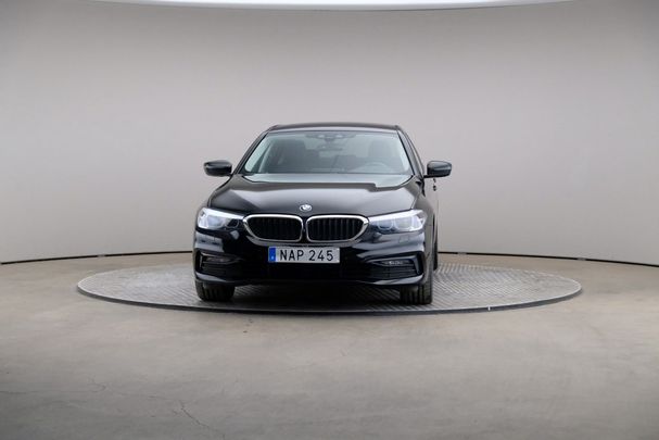 BMW 530 e 185 kW image number 2