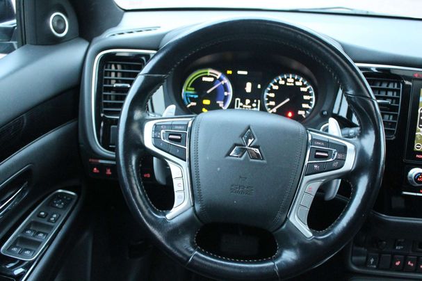 Mitsubishi Outlander 2.4 4WD 169 kW image number 22