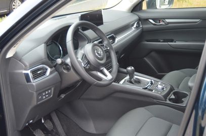 Car image 13