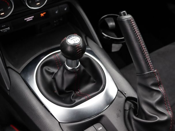 Mazda MX-5 SKYACTIV-G 184 Sports-Line 135 kW image number 12