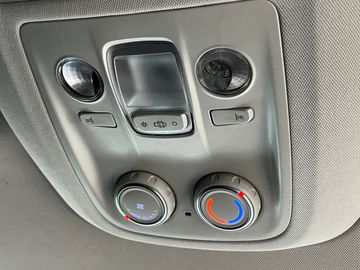 Car image 38