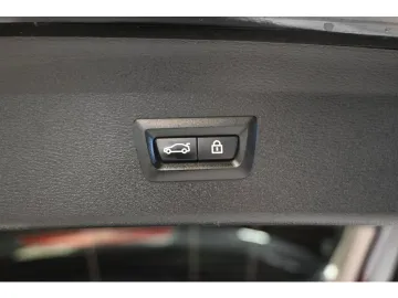 Car image 45