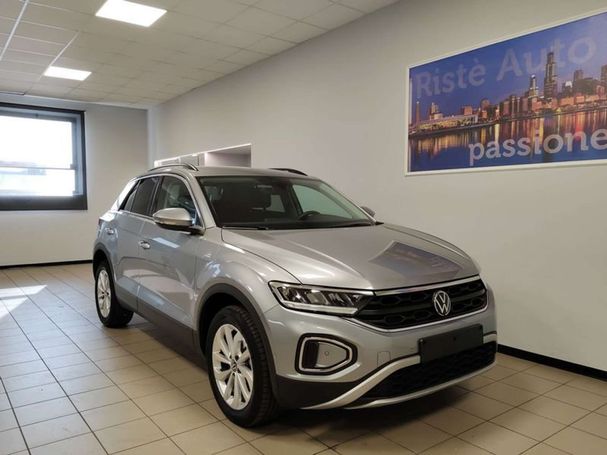 Volkswagen T-Roc 1.0 TSI T-Roc 81 kW image number 2