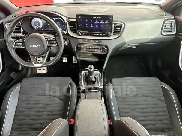 Kia Ceed 1.6 CRDi MHEV 100 kW image number 13