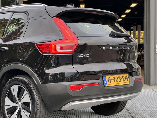 Volvo XC40 T5 Twin Engine Momentum 193 kW image number 15