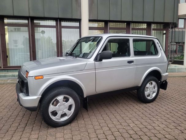 Lada Niva 4x4 61 kW image number 1