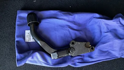 Car image 35