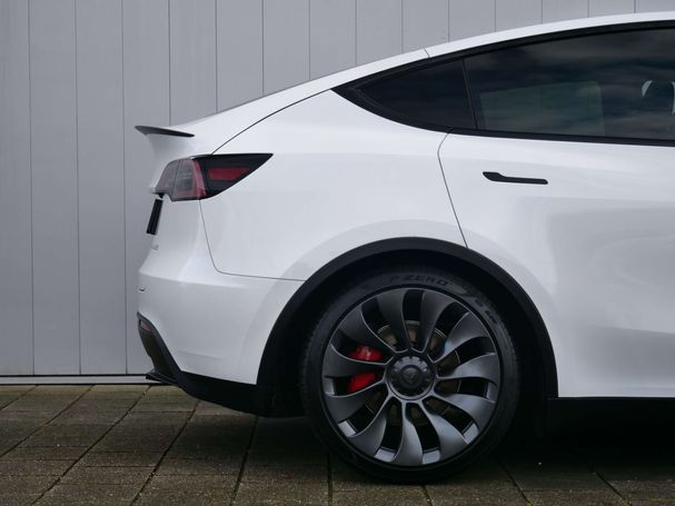 Tesla Model Y Performance AWD 393 kW image number 34