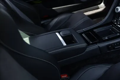 Car image 31