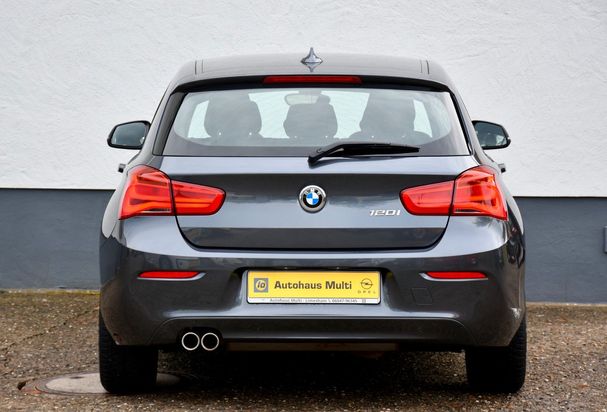 BMW 120i Advantage 135 kW image number 8