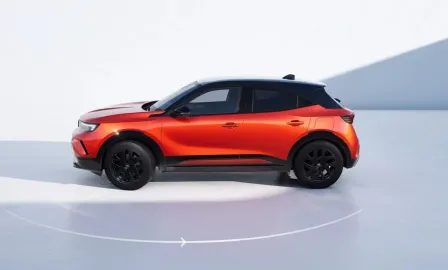 Car image 5