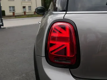 Car image 41