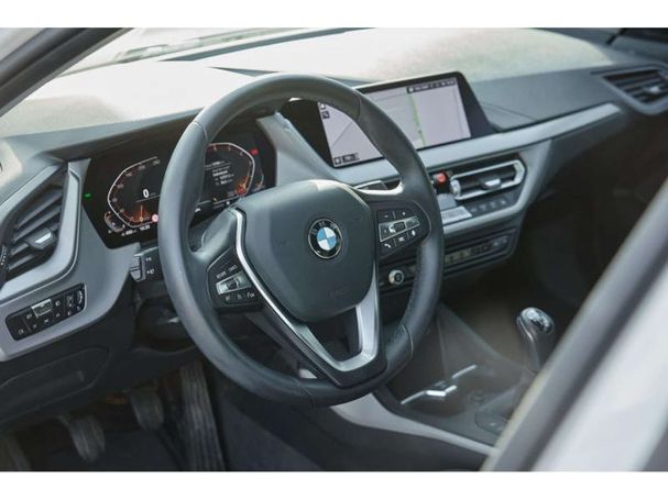 BMW 116i 80 kW image number 17