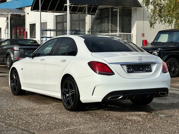 Mercedes-Benz C 300 e AMG 235 kW image number 8